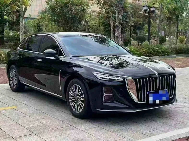 红旗H5 正面外观二