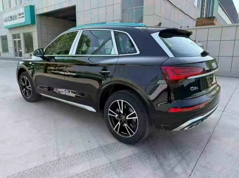 奥迪Q5 内饰前排