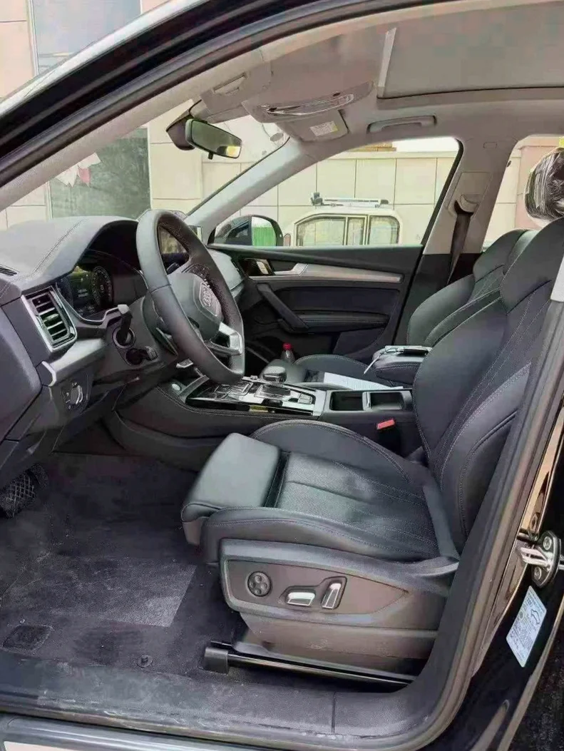 奥迪Q5 正面外观三