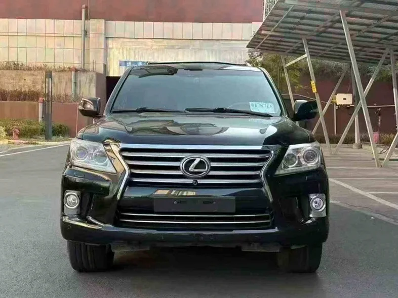 13年雷克萨斯LX570 全款带大本
