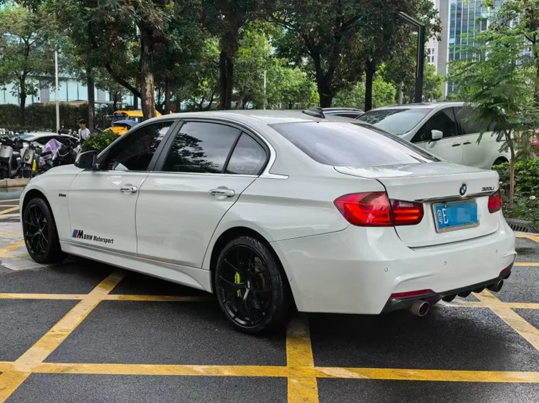 宝马3系 内饰前排