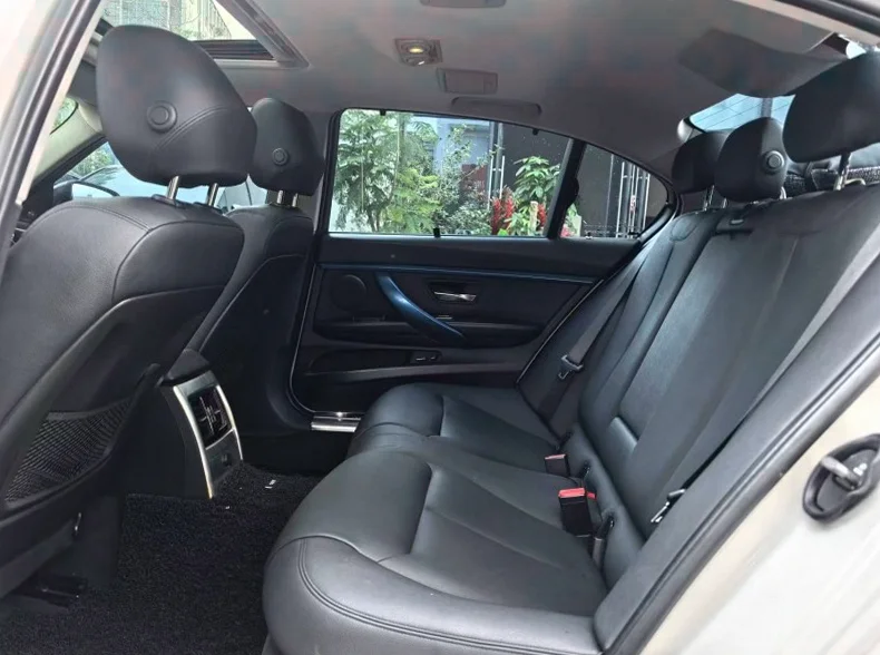 宝马3系 后面外观二