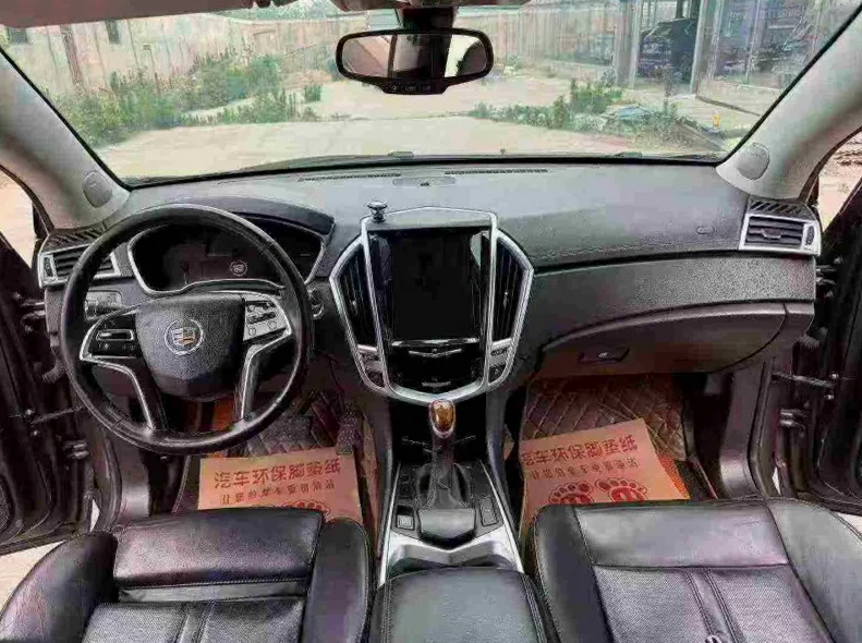 凯迪拉克SRX 后面外观二