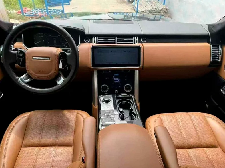 路虎揽胜行政 后面外观三