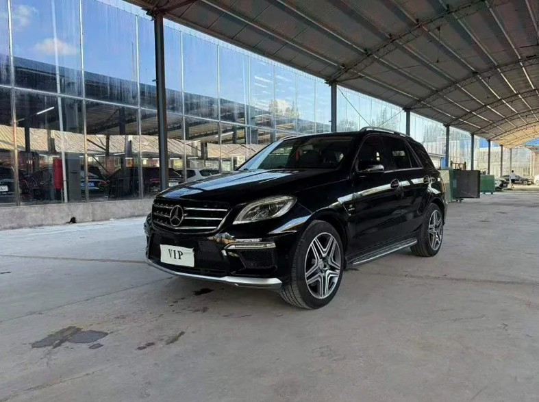 奔驰AMG 正面外观二