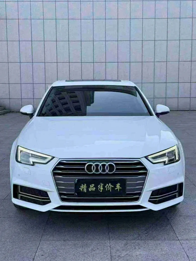 17年奥迪A4L 2.0T四驱高配