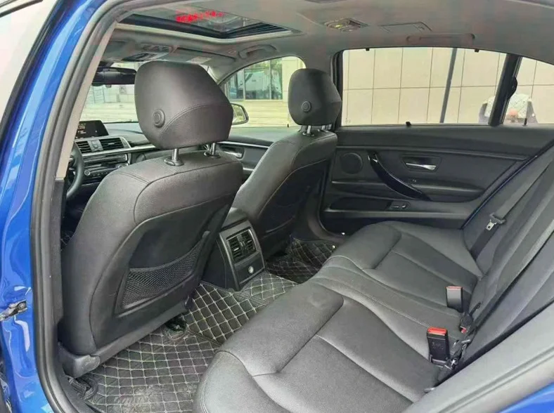 保时捷卡宴 后面外观一