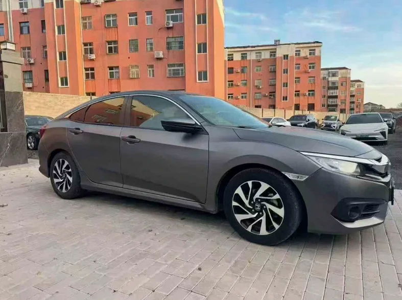 本田思域 正面外观三