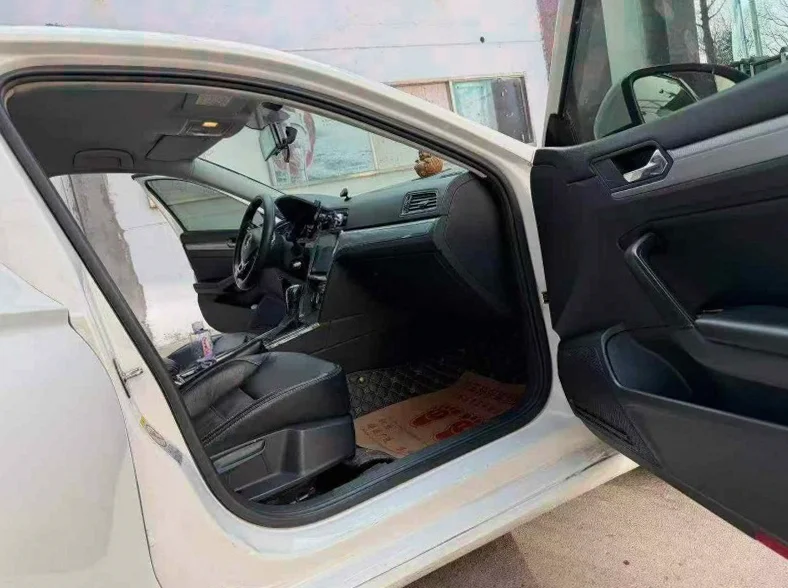 大众凌渡 后面外观三