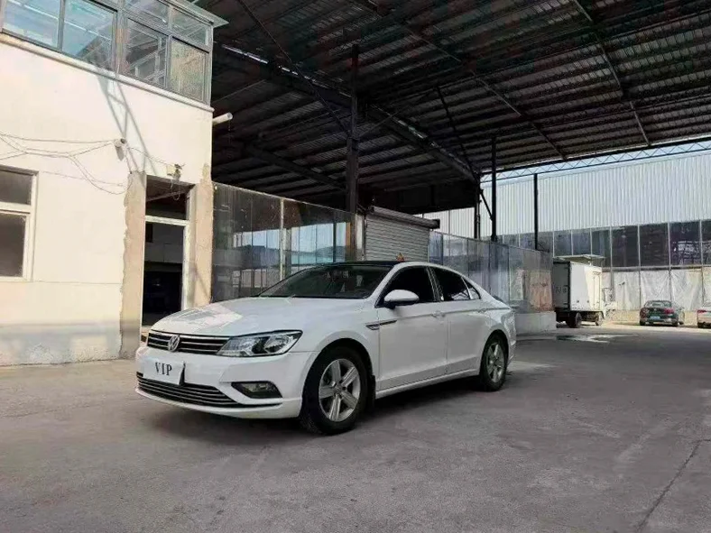 大众凌渡 正面外观二