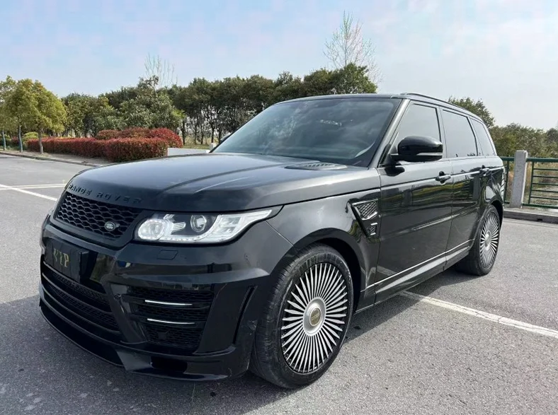 路虎揽胜运动 正面外观三