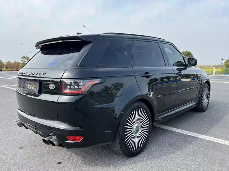 路虎揽胜运动 驾驶室