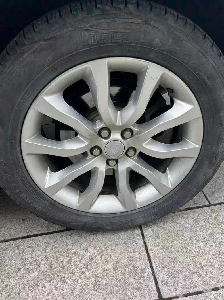 路虎揽胜运动 驾驶室