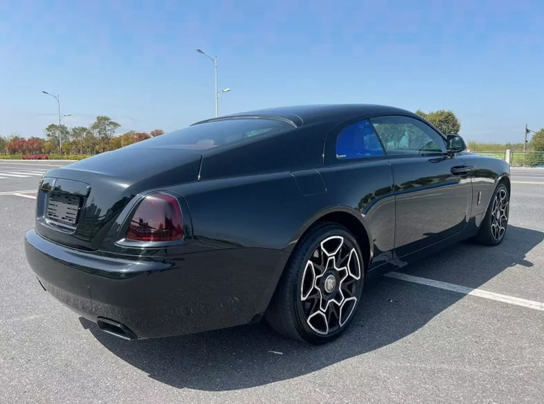 劳斯莱斯魅影 后面外观三