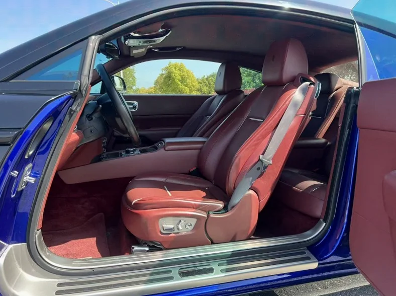 劳斯莱斯魅影 后面外观二