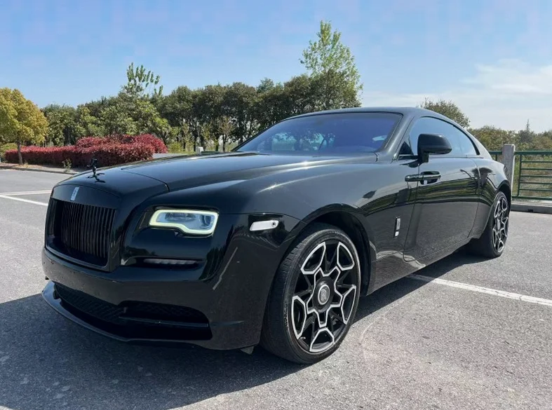 劳斯莱斯魅影 正面外观三