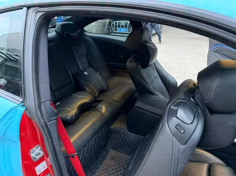 宝马4系 后面外观三