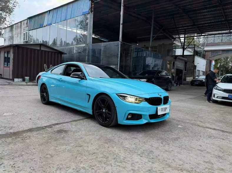 宝马4系 正面外观三