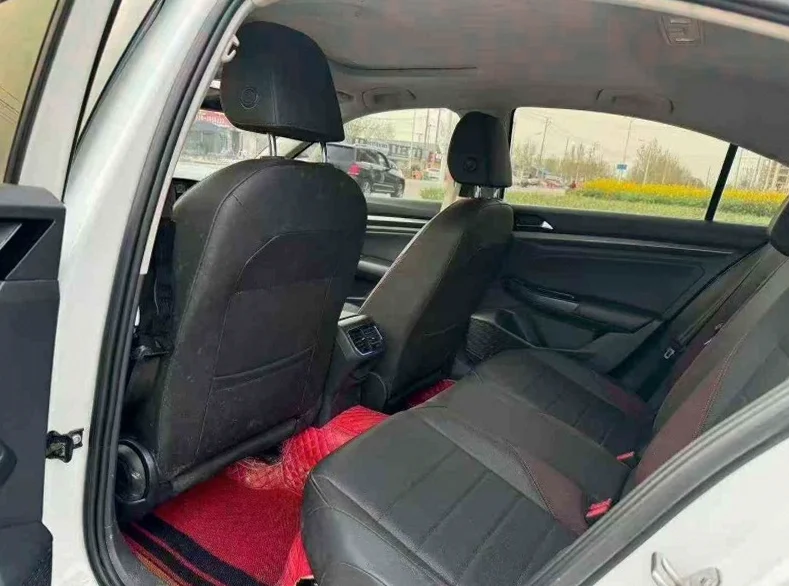 大众宝来 后面外观三