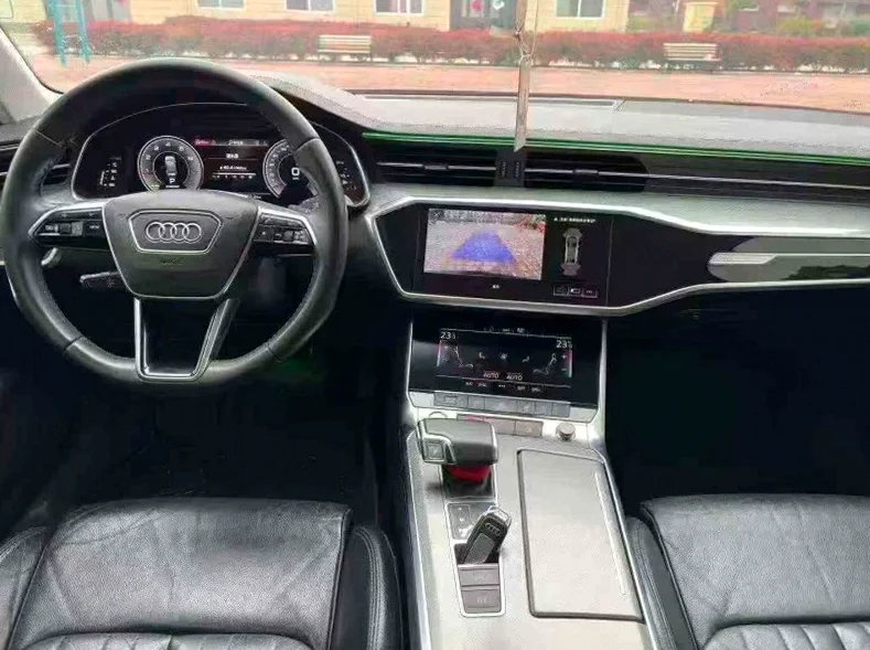 奥迪A6L 后面外观三