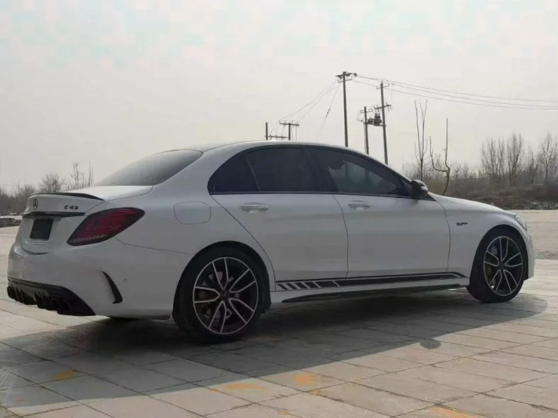 奔驰C 内饰后排