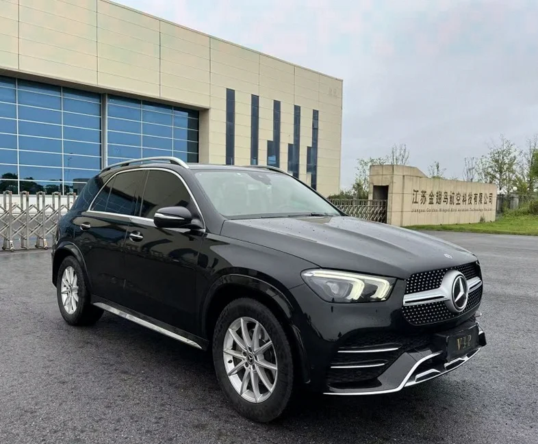奔驰GLE 正面外观二