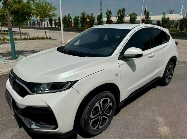 本田XRV 正面外观三