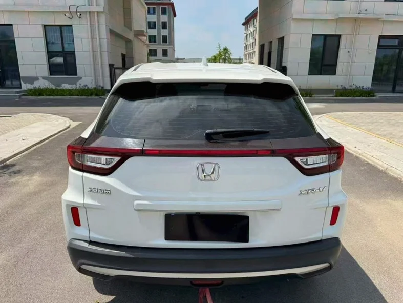 本田XRV 后面外观三