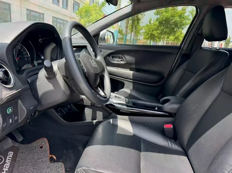 本田XRV 内饰后排