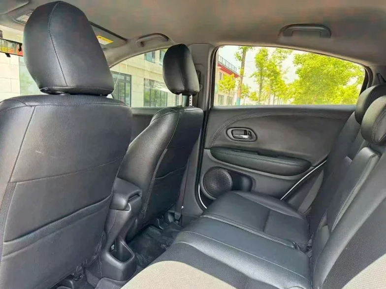 本田XRV 内饰前排