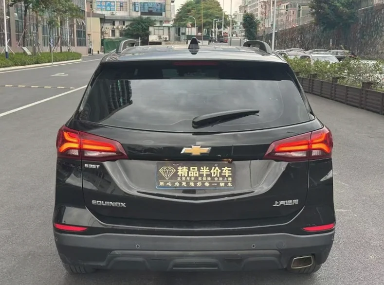 雪佛兰探界者 内饰后排