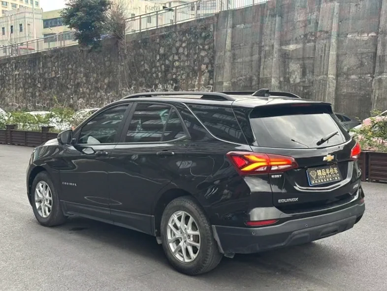 雪佛兰探界者 内饰前排