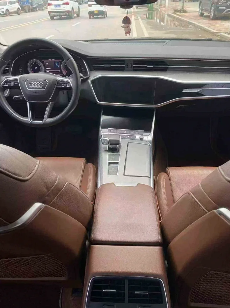 奥迪A6L 后面外观二