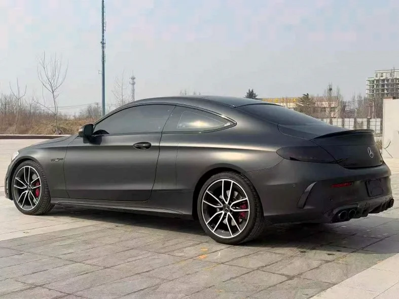 奔驰AMG 后面外观二