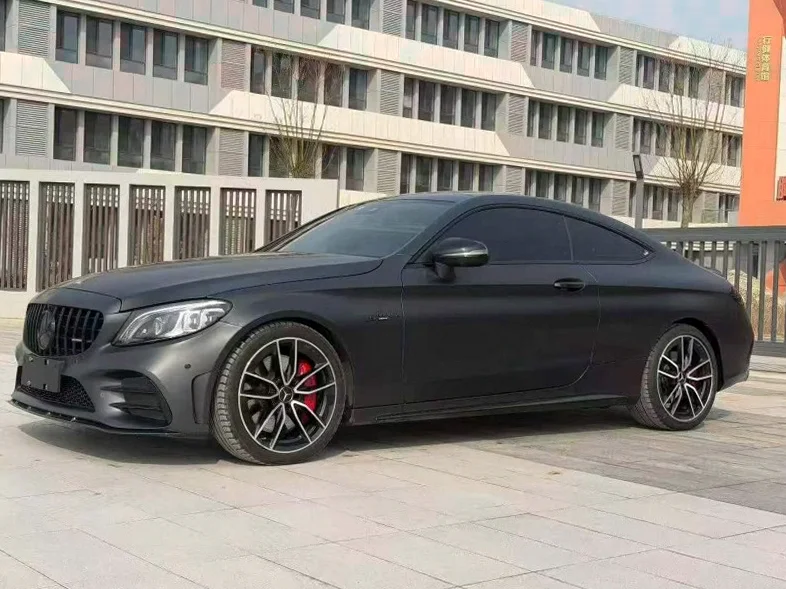 奔驰AMG 正面外观二