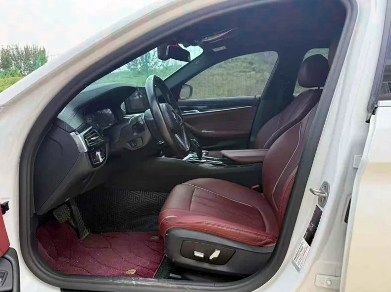 宝马5系 后面外观三