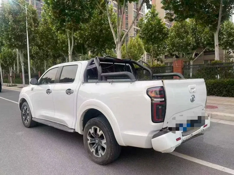 长城汽车炮 后面外观三