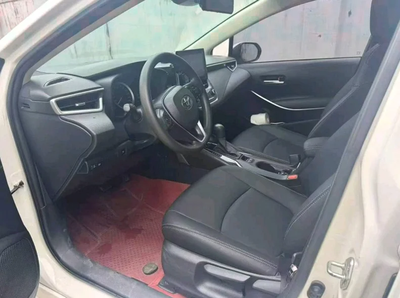 丰田卡罗拉 后面外观二