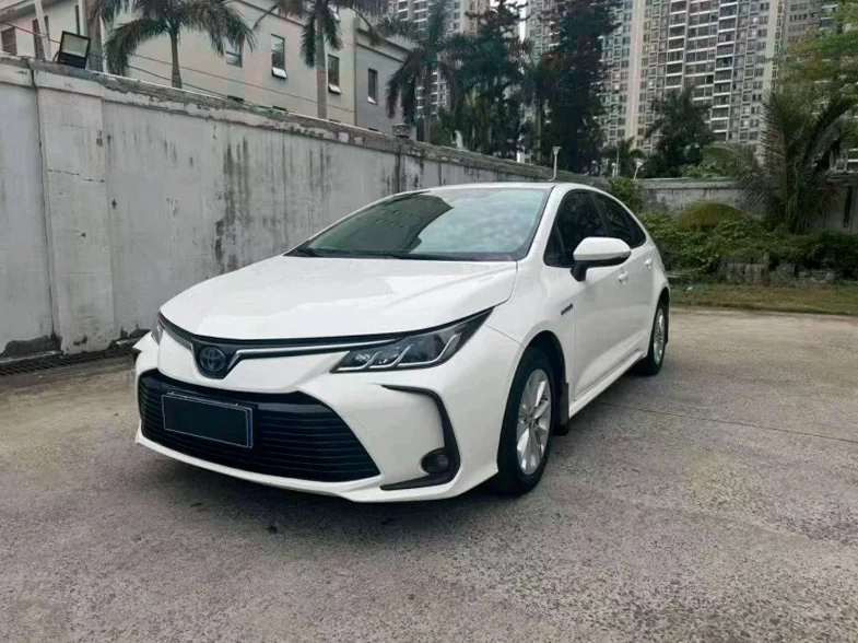 丰田卡罗拉 正面外观二