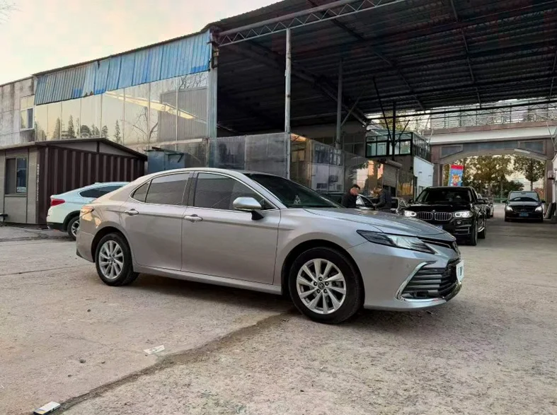 丰田凯美瑞 正面外观三