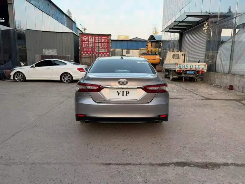 丰田凯美瑞 驾驶室