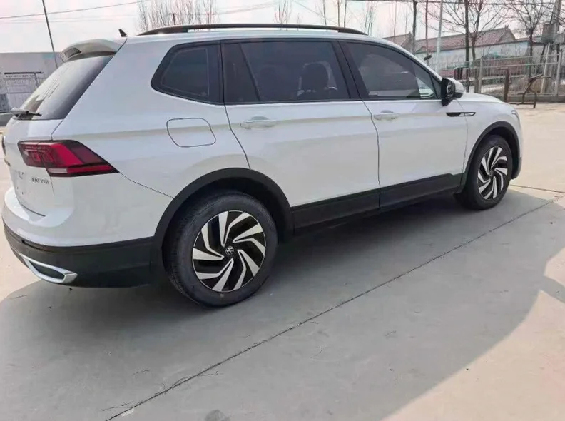 大众途观 驾驶室