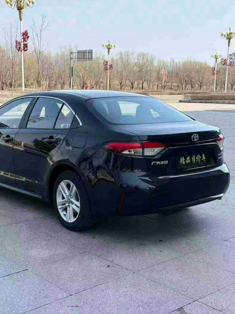 丰田雷凌 后面外观三