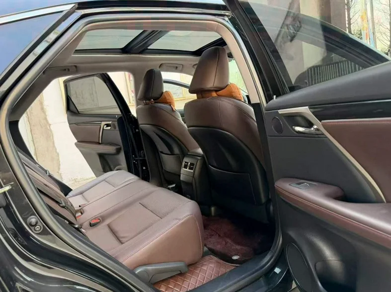 雷克萨斯RX 内饰前排