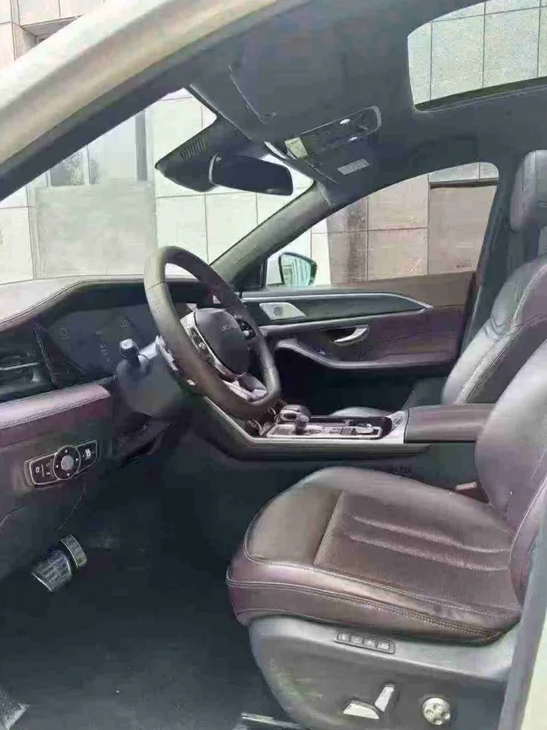 奇瑞捷途 驾驶室