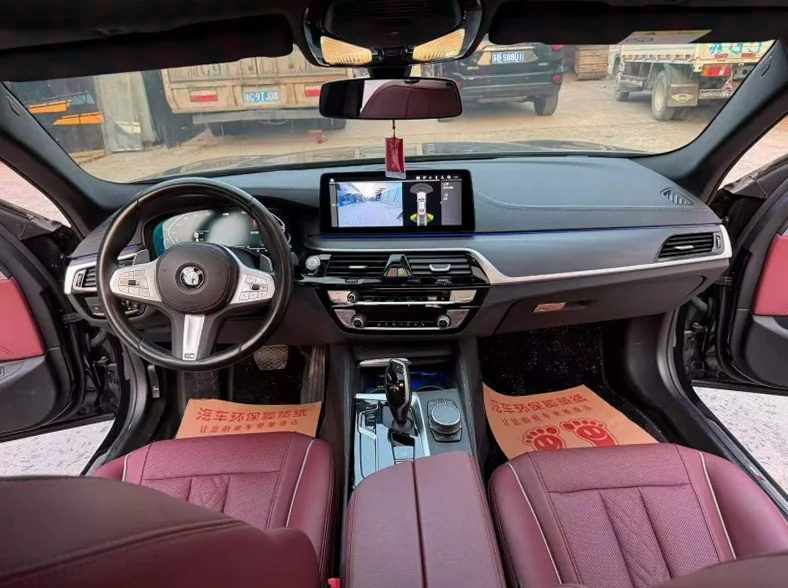 宝马5系 后面外观二