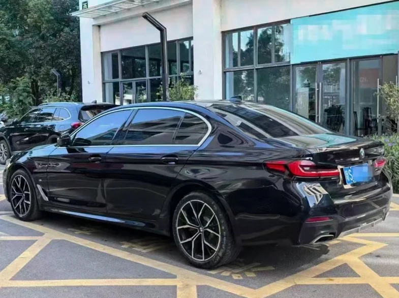 宝马5系 后面外观三