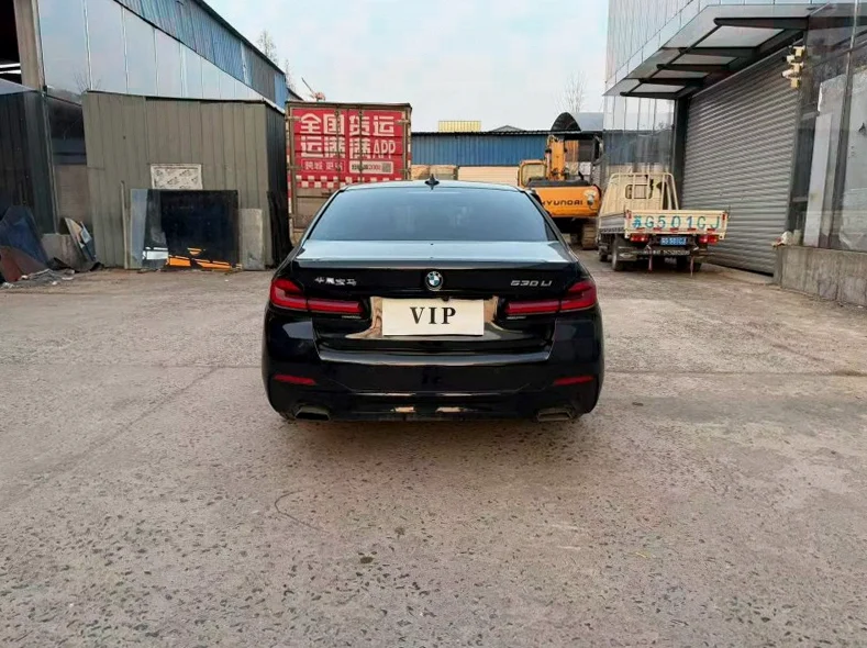 宝马5系 驾驶室