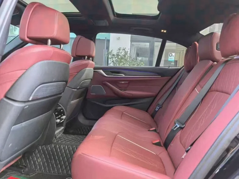 宝马5系 后面外观二