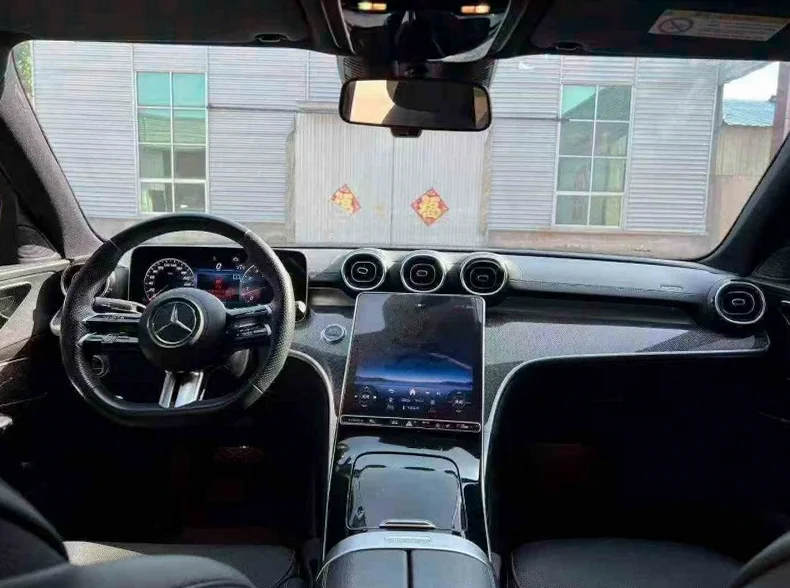 奔驰C 后面外观三